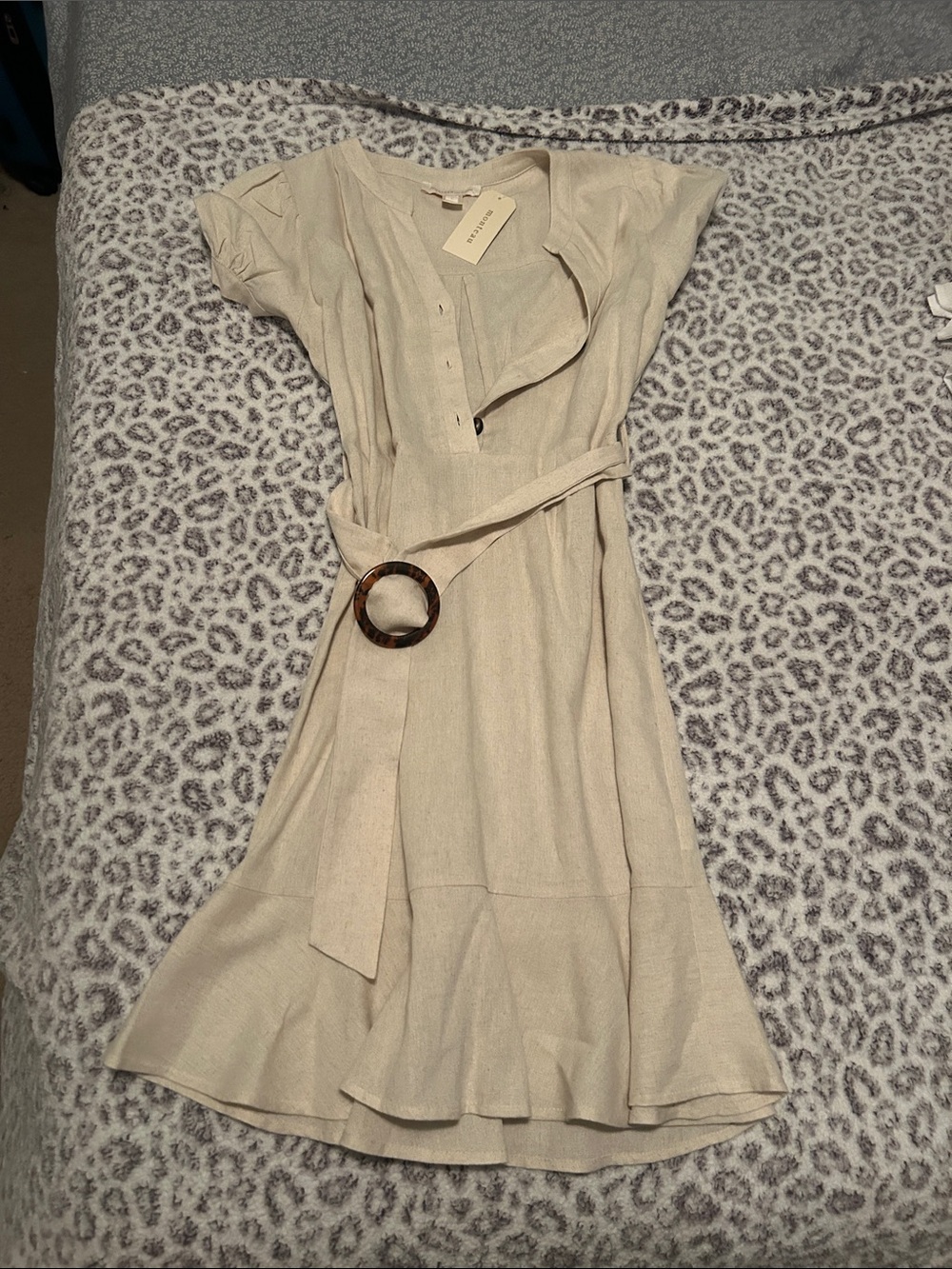 Beige dress with belt
